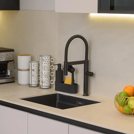 Apartamento Dalmavita - Luxury With Private Garden, Just 5 Min Walk To Unesco Heritage Center