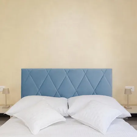 Dalmavita - Luxury With Private Garden, Just 5 Min Walk To Unesco Heritage Center Apartamento *