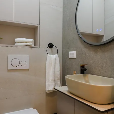 Apartamento Dalmavita - Luxury With Private Garden, Just 5 Min Walk To Unesco Heritage Center *